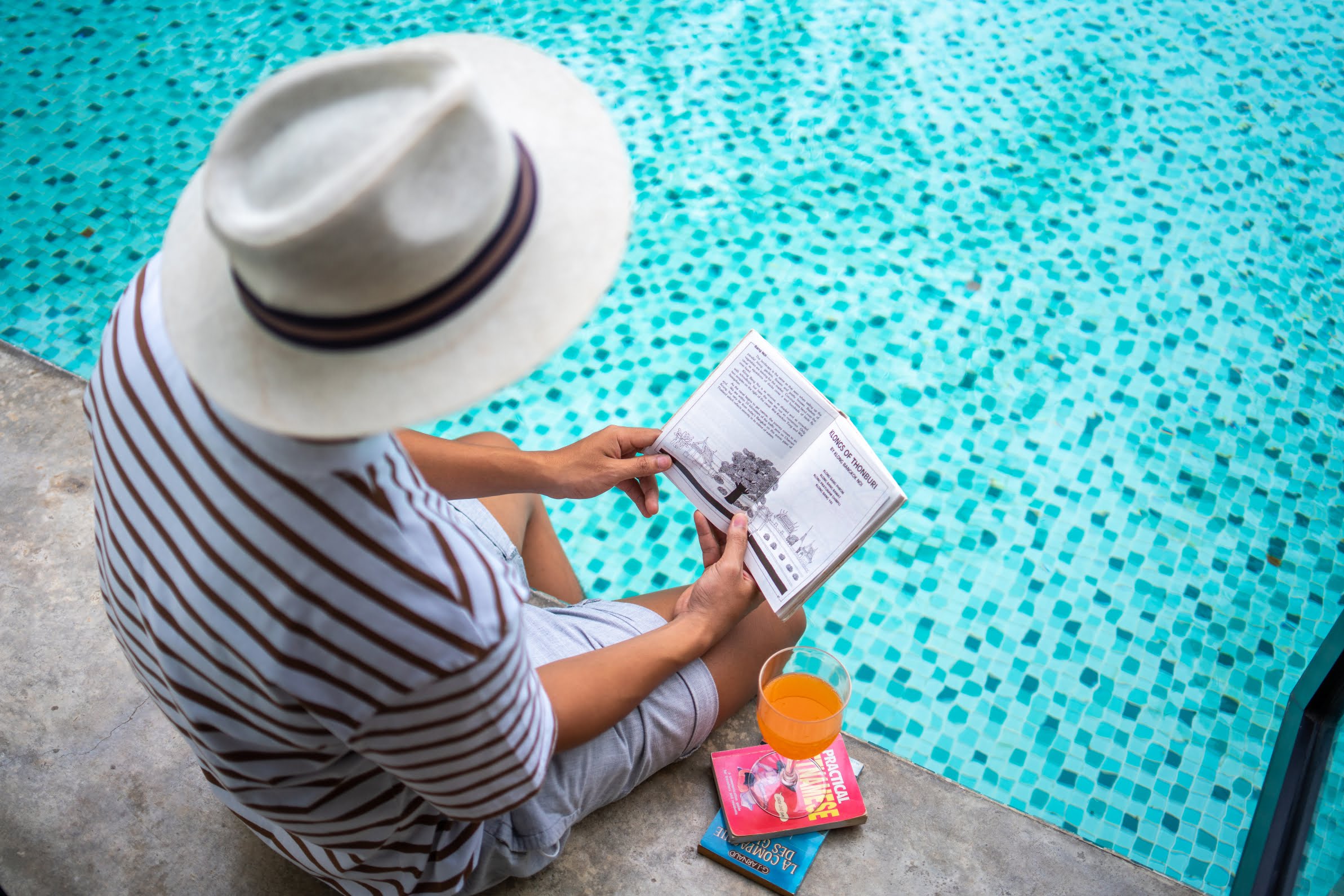 Book a bed Poshtel Phuket