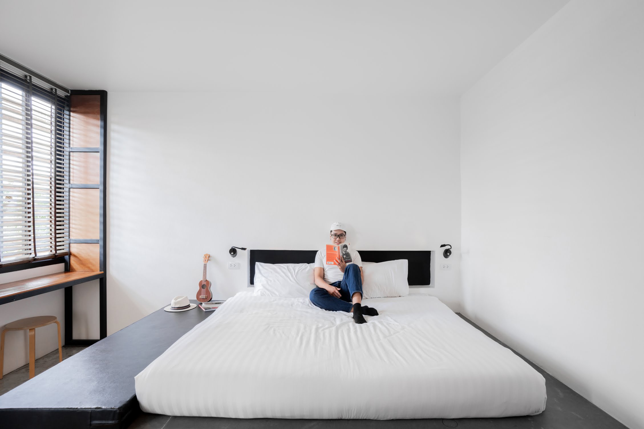 Book a bed Poshtel Phuket