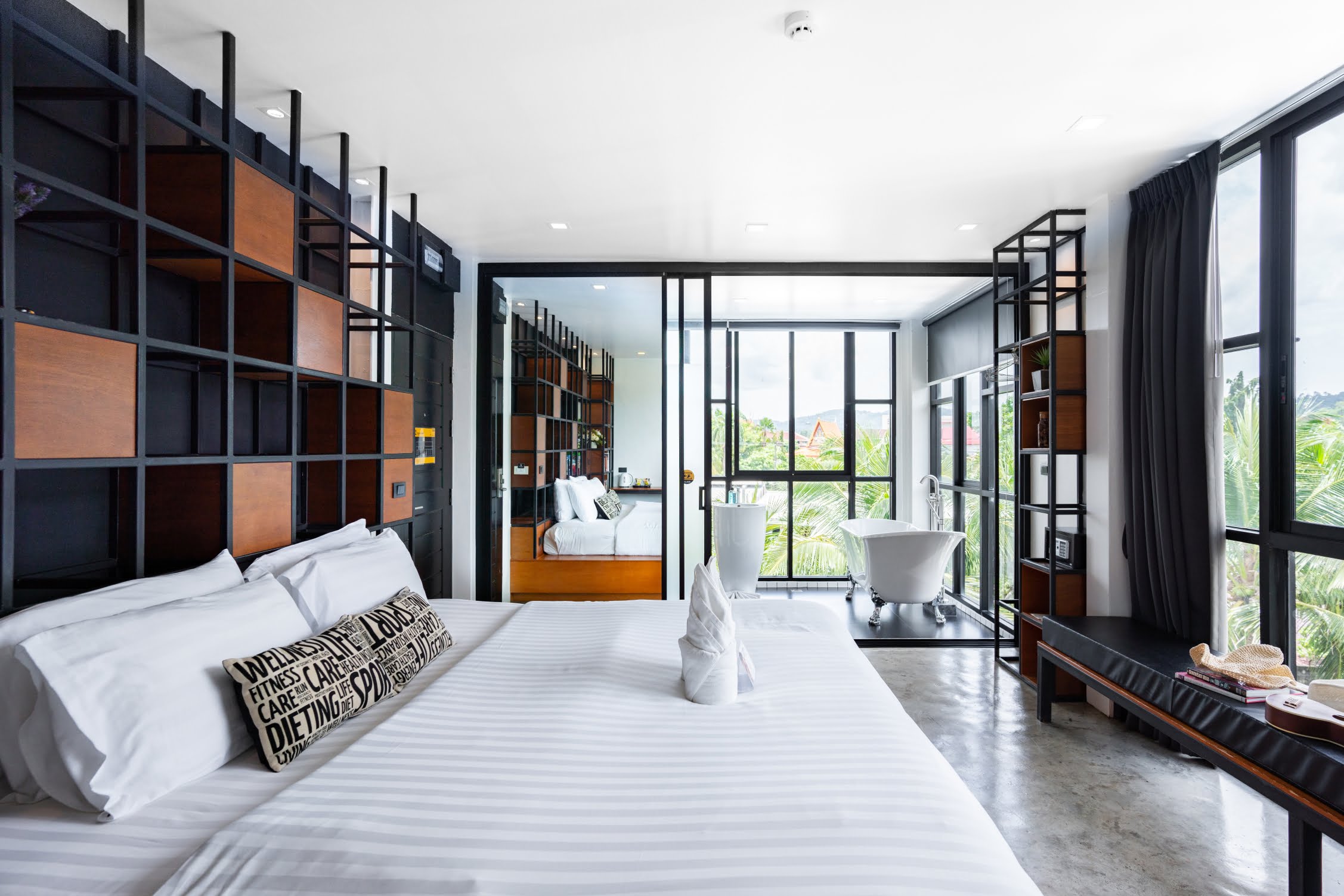Book a bed Poshtel Phuket