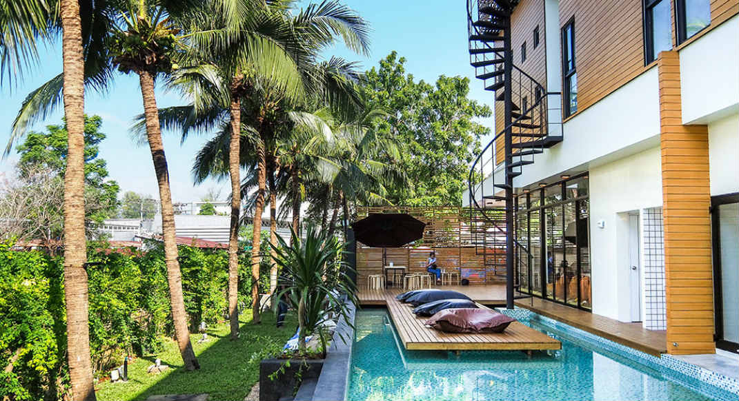 Book a bed Poshtel Phuket