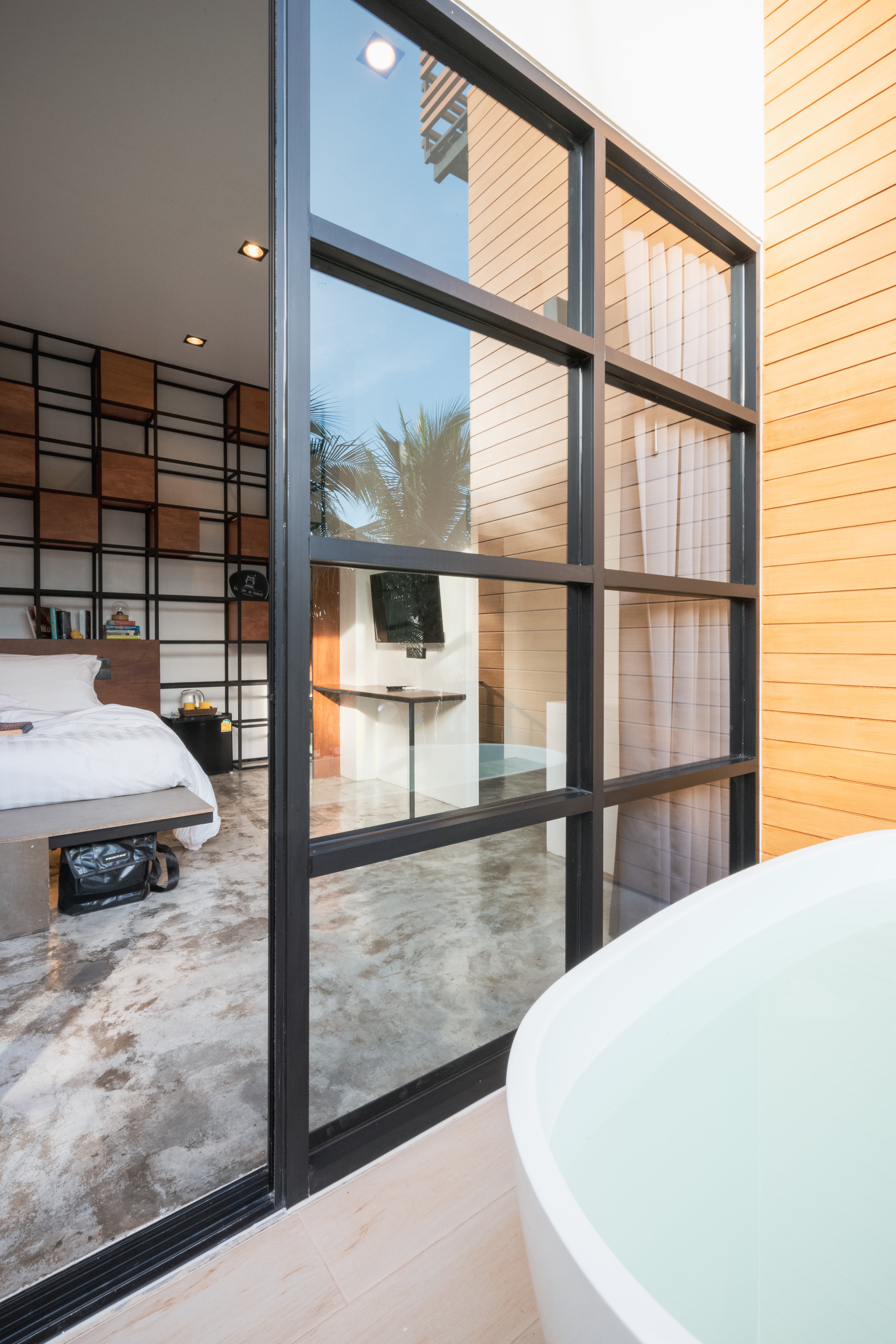 Book a bed Poshtel Phuket