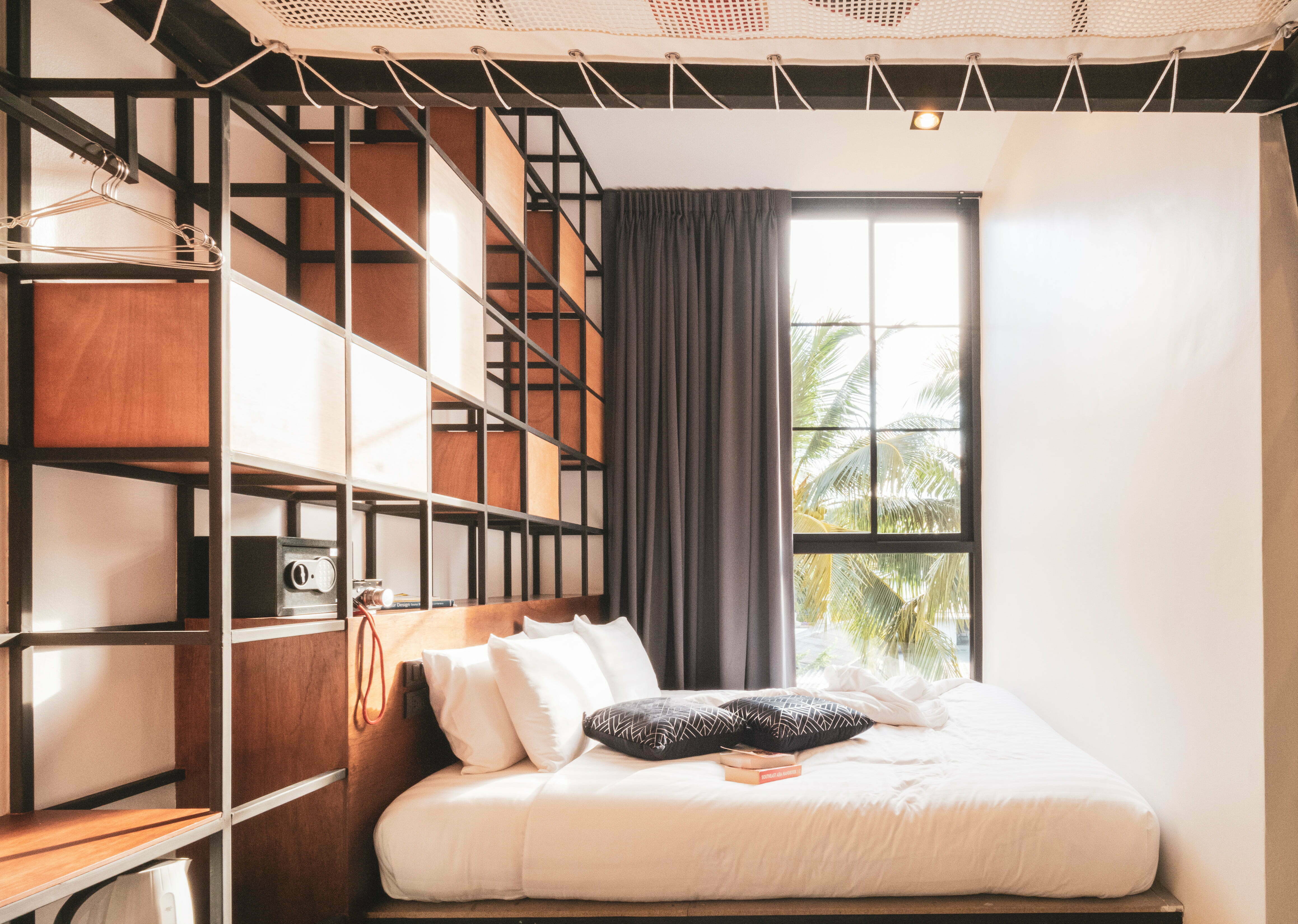 Book a bed Poshtel Phuket