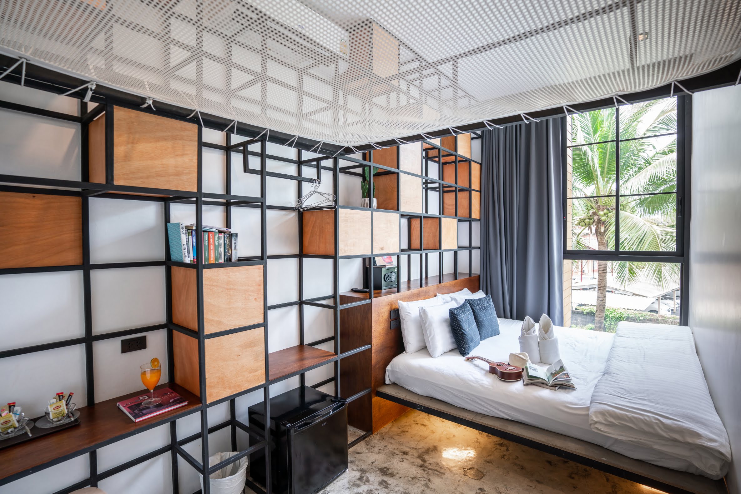 Book a bed Poshtel Phuket