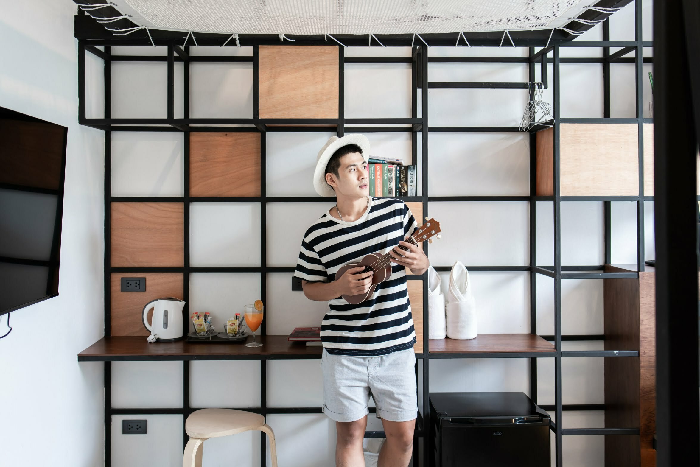 Book a bed Poshtel Phuket